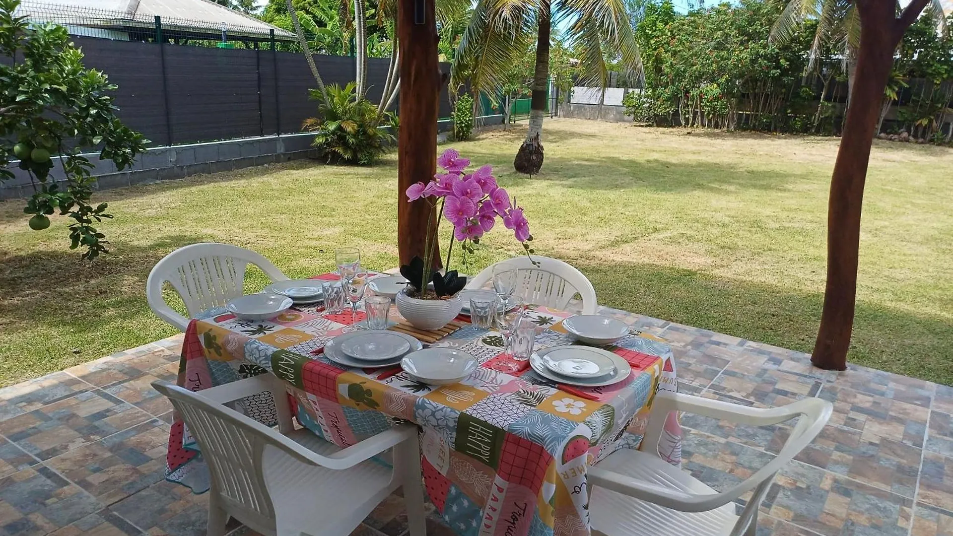 Villa Tmk Lodge Haapiti 0*,